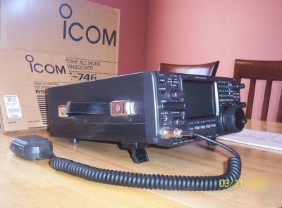 Icom ic-746 transceiver and pc software - excellent