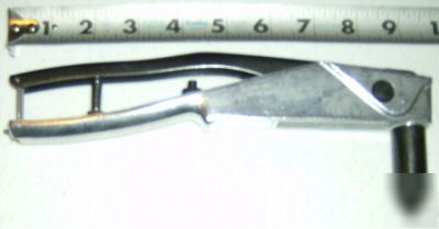 Aircraft tools cherry rivet puller