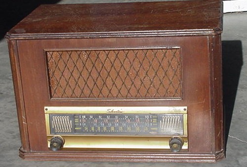 Vintage silvertone 8230 shortwave/am tube receiver - 