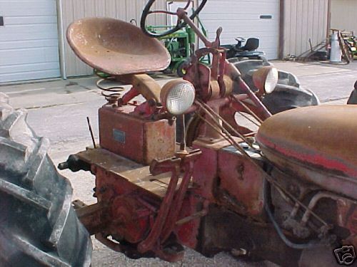 Farmall c tractor,,antique tractor,old tractor