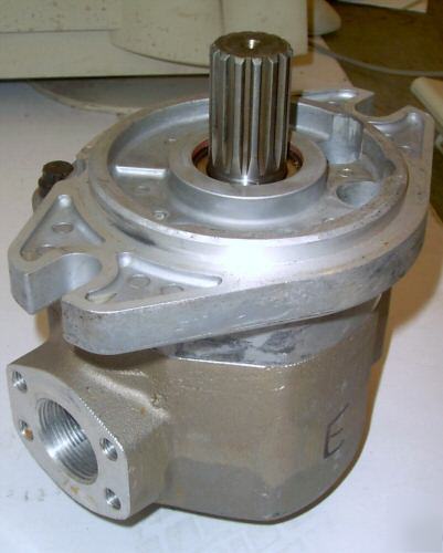 Hydraulic pumps 25 gpm 2500 psi 4539-0025-E4SPX