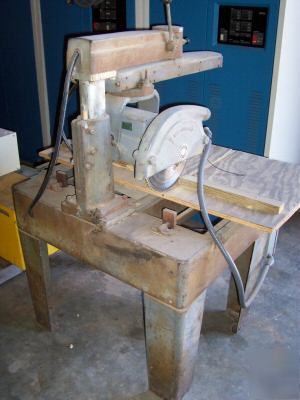 Industrial wood saw
