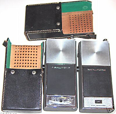 Walkie talkie radios vintage 1965 pair w/ leather case 