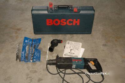 Bosch bulldog rotary hammer drill 11224VSR + extras