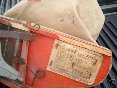 Cyclone seeder co urbana in. vintage; w/ instructions