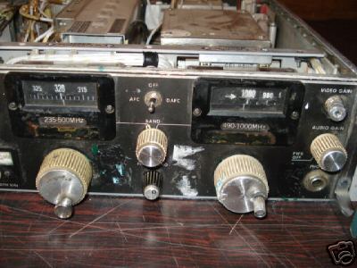 Watkins-johnson wj-8730A 235-1000 mhz receiver