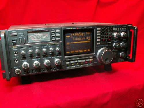 Icom ic-781 transceiver - beautiful and well cared for