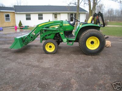 2005 john deere 4320 4X4 w/ldr. 130HRS. warranty