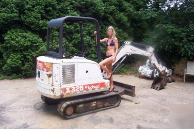 2000 bobcat 325C mini excavator with 15