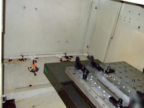 2000 fadal vmc-6030/apc cnc vertical machining center