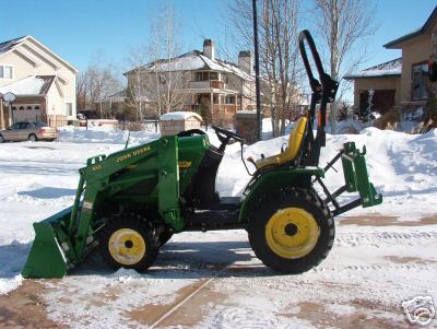 2004 john deere 4010 4WL drive (loader -mower)