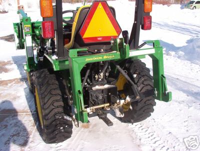 2004 john deere 4010 4WL drive (loader -mower)