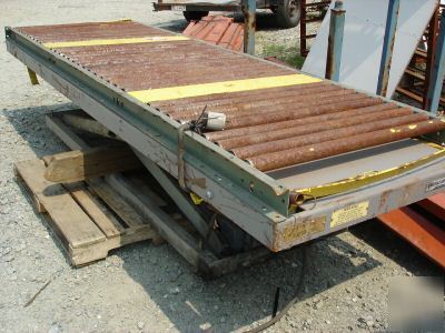 American scissor lift table w/conveyor top