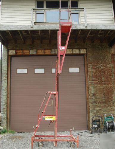 Hi-jacker man lift ladder jack crank up platform hoist