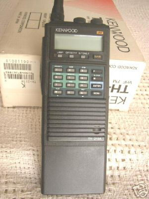 Kenwood th-215A handie talkie 2 meter handneld