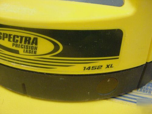 Spectra precision 1452XL laser level w/accessories+case