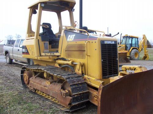 2002 cat D3G xl dozer