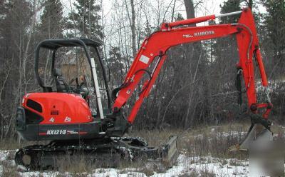 Kubota mini excavator~KX121-3~2005 tractor~backhoe