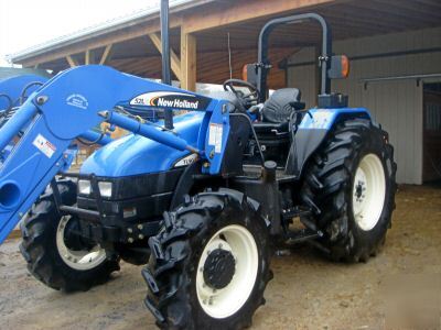 New 2005 holland TL90 4WD tractor w/front end bucket