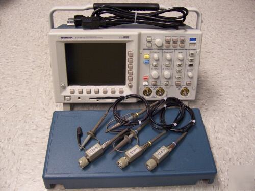 TDS3032 tektroniox 300MHZ o-scope w/ 3EA P6139A probes