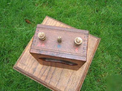 Antique oak cased voltmeter esp no.14953 no res