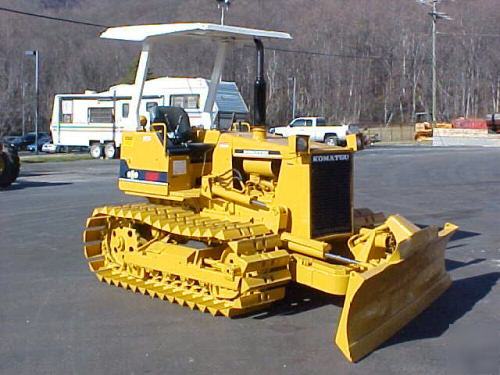 Komatsu D20P dozer with 6 way blade very nice 