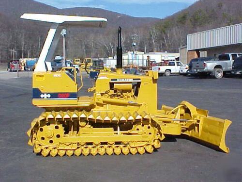 Komatsu D20P dozer with 6 way blade very nice 