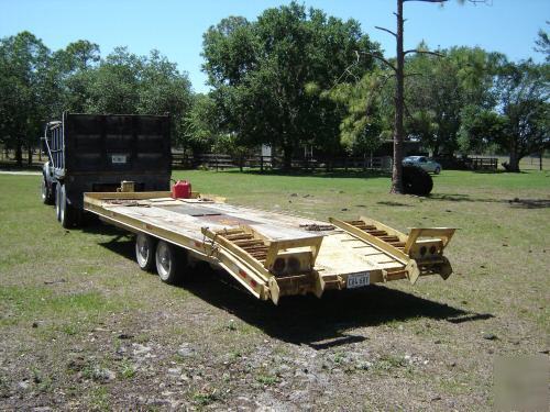 12 ton dyna equipment trailer