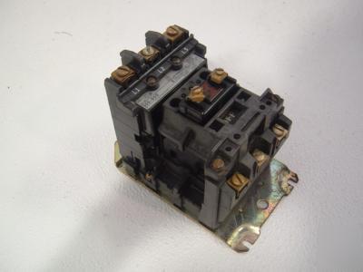 Allen bradley motor starter cat # 509-bod size 1 2HP