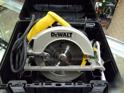 Dewalt circular saw DW368K