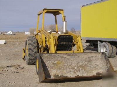 Ford construction tractor/loader - 545A 