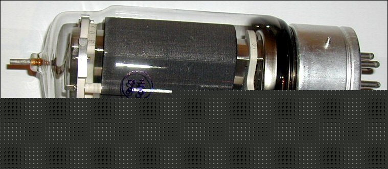 GK71 : 250W large transmitting glass pentode