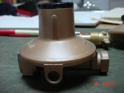 New reca lpg pressure regulators, lowpressure, 30 mbar, 