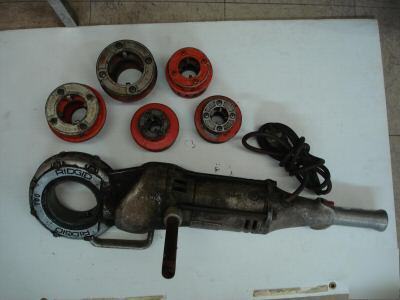 Ridgid 700 electric power pipe threader w/ 5 dies 