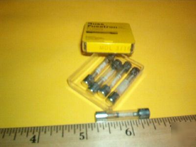 5 mdl time-delay 12A 32V buss fuses (nos)