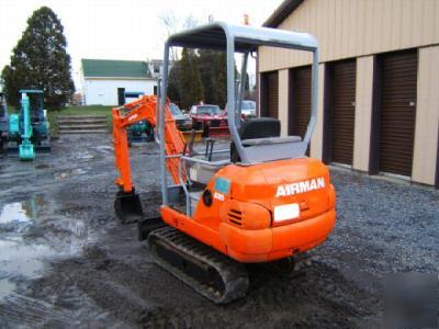 Airman AX15-2 farm tractor excavator dozer