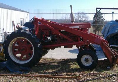 Farmall 460D with farmhand f-11 loader international ih