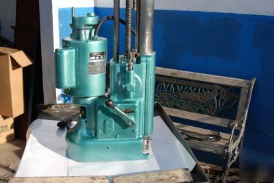 Kwik-way model fn boring machine