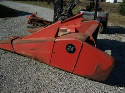 Massey ferguson mf corn head, model 24 - 2 row