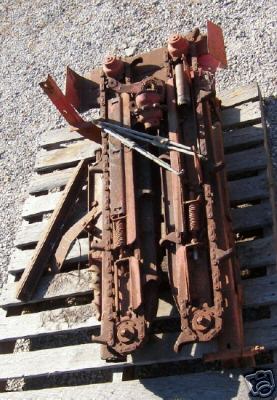 Massey ferguson mf corn head, model 24 - 2 row