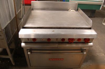 Vulcan VR5 commercial electric oven griddle range 