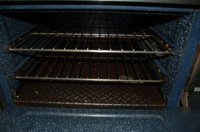 Vulcan VR5 commercial electric oven griddle range 