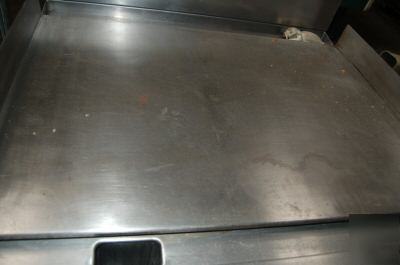 Vulcan VR5 commercial electric oven griddle range 