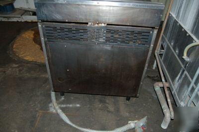 Vulcan VR5 commercial electric oven griddle range 