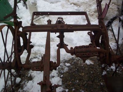 Antique vintage johndeere land plow