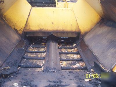 Asphalt paver 1980 blaw-knox pf-115