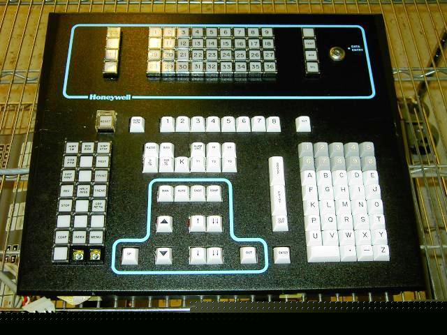 Honeywell c-DSG40 30751083-001 keyboard assy op station
