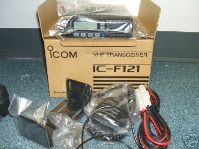 New icom mobile vhf radio mdl F121 51 -in-box