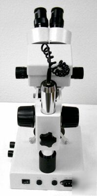 Zoom stereo microscope -- 7X to 45X