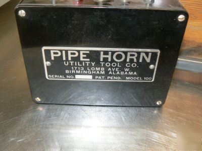 Vintage pipe horn model 100 utility tool test unit nice